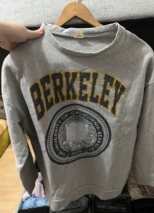 Berkley hoodie, marke: Sonstiges, zustand: Sehr gut, größe: L, 7,00 €, 8,05 € inklusive Vinted-Käuferschutz