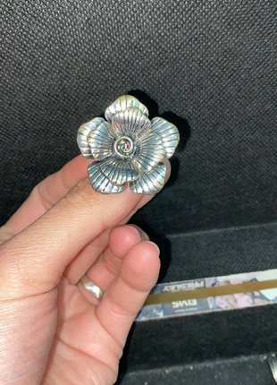 Anillo enforma de 🌹 flor, marque: NoName, état: Très bon état, taille: Ajustable, 1,00 €, 1,75 € Protection acheteurs incluse