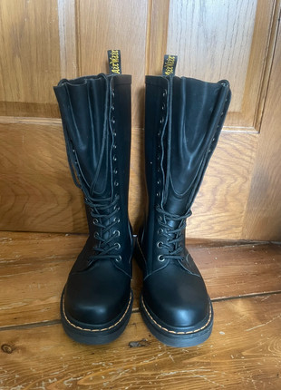 Black Dr marten Wellington boots wellies PLEASE read for sizing recommendation Vinted