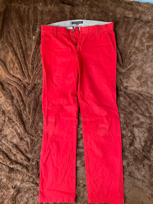 Czerwone spodnie Tommy Hilfiger 1