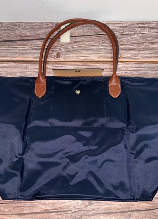 Sac à main neuf femme taille M bleu marine longchamp, merk: Longchamp, staat: Nieuw met prijskaartje, € 50,00, € 53,20 inclusief Kopersbescherming