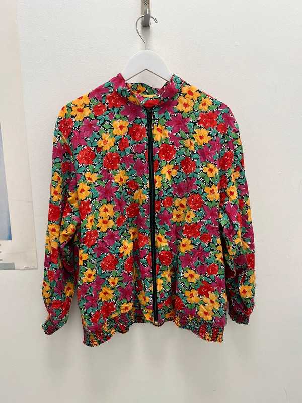 vintage light weight jacket 2