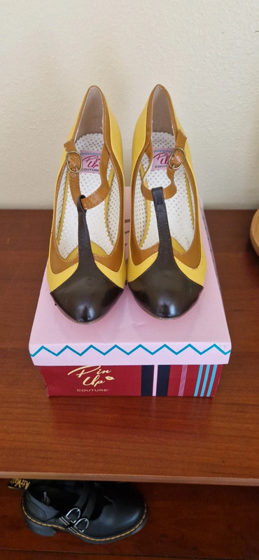 Pin-up Couture T-Bar Vintage heels US 9M 3