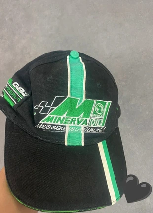 Caquette minera oil verte et noir logo brodé taille ajustable, marque: minerva oil, état: Très bon état, taille: Taille unique, 14,00 €, 15,40 € Protection acheteurs incluse