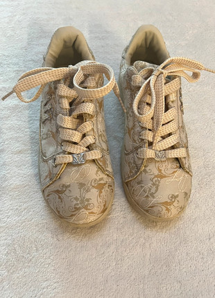 Dada Supreme Sneaker, marque: Dada Supreme, état: Très bon état, taille: 38.5, 20,00 €, 21,70 € Protection acheteurs incluse