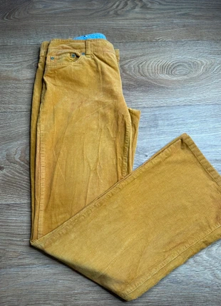 Pantalon en Velour Côtelé Jaune Moutarde Tommy Hilfiger - Taille 10 - Style habillé - Logo Brodé, marque: Tommy Hilfiger, état: Très bon état, taille: M / 38 / 10, 9,00 €, 10,15 € Protection acheteurs incluse