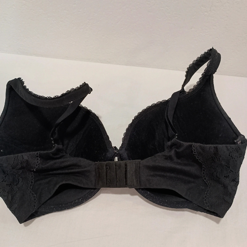 Victoria's Secret Body by Victoria Perfect Shape Bra 2