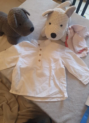 Chemise blanche kokanai, merk: Kid Kanai, staat: Nieuw zonder prijskaartje, maat: 18-24 maanden / 86 cm, € 2,00, € 2,80 inclusief Kopersbescherming