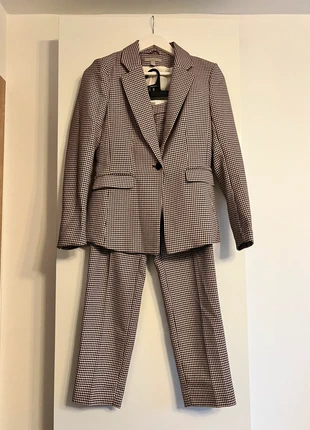 Ensemble tailleur pantalon motif rouge crème, marque: H&M, état: Très bon état, taille: S / 36 / 8, 15,00 €, 16,45 € Protection acheteurs incluse