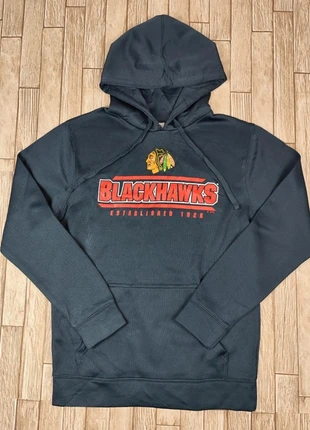 Sweat capuche usa hoodie sport NHL blackhawks de chicago
Taille S gris, marque: NHL, état: Très bon état, taille: S, 16,00 €, 17,50 € Protection acheteurs incluse