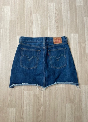 Jupe en Jean levi’s bleu marine, brand: Levi's, condition: Very good, size: M / 38 / 10, €25.00, €26.95 includes Buyer Protection Pro