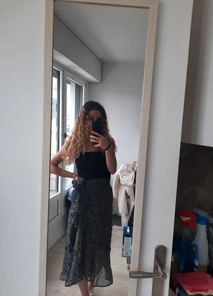 Jupe fleurie été jennyfer, marque: Jennyfer, état: Très bon état, taille: S / 36 / 8, 8,00 €, 9,10 € Protection acheteurs incluse