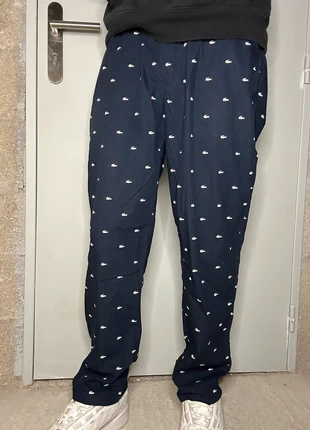 Pantalon large regular sleepwear Lacoste Taille L blanc bleu, marque: Lacoste, état: Très bon état, taille: L, 70,00 €, 74,20 € Protection acheteurs incluse