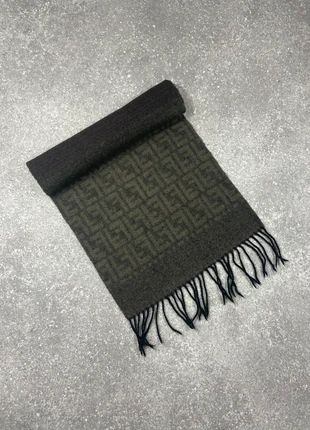 Écharpe vintage fendi luxe rare y2k., marca: Fendi, estado: Muy bueno, 39,90 €, 42,60 € Protección al comprador incluida