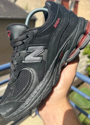 New balance 2002R noir & rouge - 37, marke: New Balance, zustand: Sehr gut, größe: 37, 29,99 €, 32,19 € inklusive Vinted-Käuferschutz