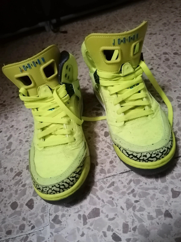Jordan spizike glow 2024 in the dark
