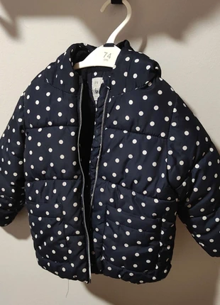 Chaqueta plumas de Lefties, marca: Lefties, estado: Bueno, tamaño: 12-18 meses / 80 cm, 3,00 €, 3,85 € Protección al comprador incluida