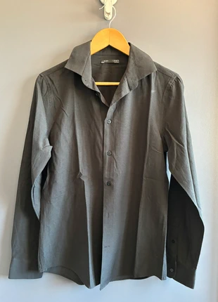 Chemise noire pour homme Bershka 👔, marque: Bershka, état: Très bon état, taille: S, 3,50 €, 4,38 € Protection acheteurs incluse