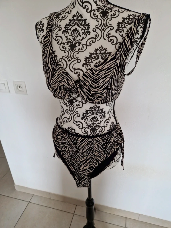 Maillot de bain Calzedonia neuf taille L