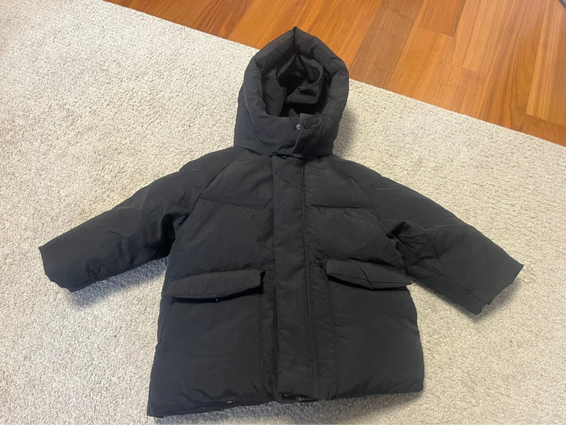 Schwarze Jacke für Winter