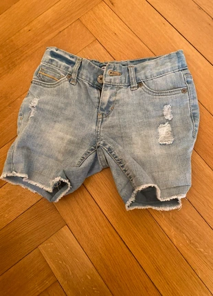 short Levi’s, marque: Levi's, état: Très bon état, taille: XS, 8,00 €, 9,10 € Protection acheteurs incluse