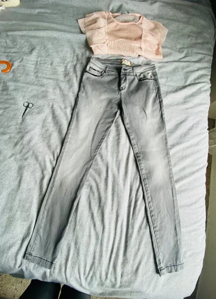 Jeans skinny elasticizzati Met grigio chiaro taglia S, brand: Met, condizioni: Ottime, taglia: S / IT 40 / EU 36, €7.00, €8.05 include la Protezione acquisti