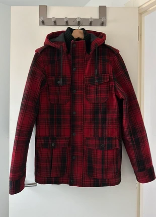 Abrigo Cuadros, brand: Pull & Bear, condizioni: Ottime, taglia: M, €19.00, €20.65 include la Protezione acquisti