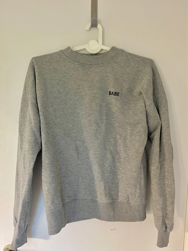 Babe sweatshirt 2