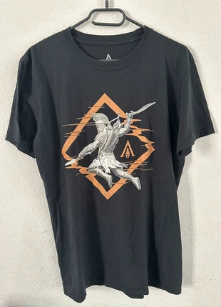 T-shirt Assasin’s creed, marque: DIFUZED, état: Très bon état, taille: M, 8,00 €, 9,10 € Protection acheteurs incluse