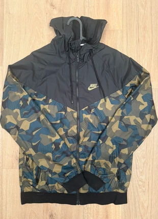 Veste imperméable Nike - S, marque: Nike, état: Très bon état, taille: S, 19,90 €, 21,60 € Protection acheteurs incluse