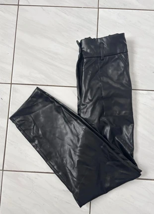 Pantalon femme noir similicuir grace Karin en neuf avec étiquette taille 36/S, marque: Grace Karin, état: Neuf avec étiquette, taille: S / 36 / 8, 13,00 €, 14,35 € Protection acheteurs incluse