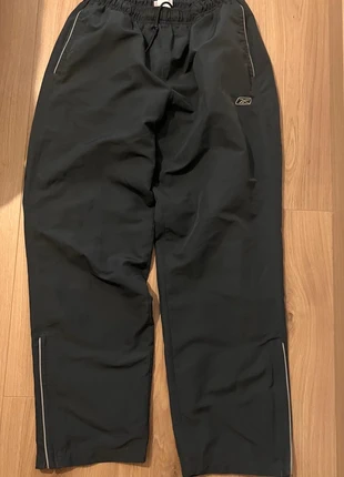 Jogging, marke: Reebok, zustand: Neu, größe: XL, 16,00 €, 17,50 € inklusive Vinted-Käuferschutz