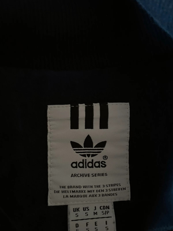 Felpa adidas the brand with three stripes hot sale