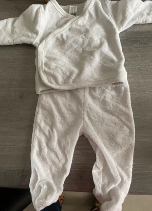 Pyjama tout doux , marque: Baby Club, état: Bon état, taille: 1-3 mois / 56 cm, 2,00 €, 2,80 € Protection acheteurs incluse