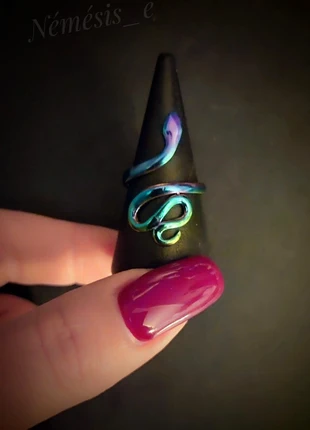 Bague Serpent T.Us 7 🖤 Acier inoxydable Multicolore, marke: Moonchild, zustand: Sehr gut, größe: 54.3 mm / 17.3 mm Ø, 12,00 €, 13,30 € beinhaltet Vinted-Käuferschutz Pro