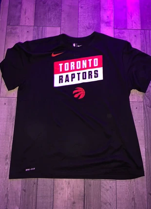 Torontoraptors t-shirt, merk: Nike, staat: Heel goed, maat: XL, € 15,00, € 16,45 inclusief Kopersbescherming
