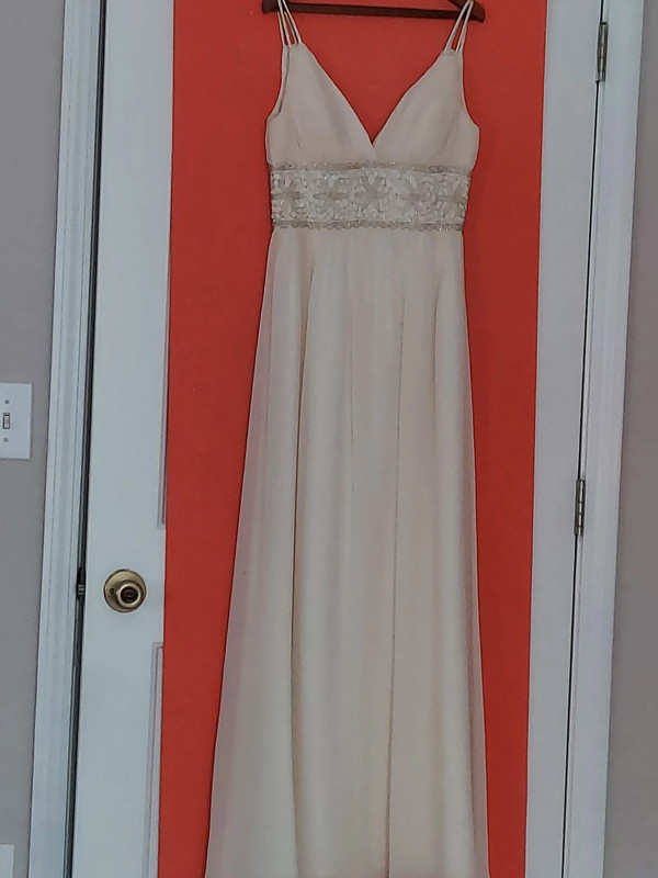 Elegant Lady Formal Gala Gown by High End Designer 2