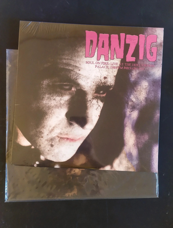 Danzig. Soul on Fire: Live at the Hollywood Palace 1989. 1