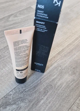 Fond de teint kiko Teinte N05, brand: KIKO, condizioni: Nuovo con cartellino, €4.80, €5.74 include la Protezione acquisti