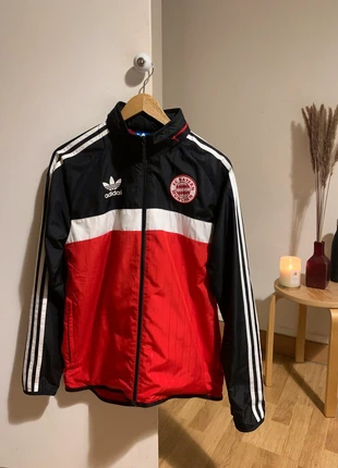 veste fc bayern, brand: adidas, condition: Very good, size: S, €20.00, €21.70 includes Buyer Protection