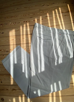 Pantalon Lee Cooper gris clair taille 42, marke: Lee Cooper, zustand: Sehr gut, größe: L, 7,00 €, 8,05 € inklusive Vinted-Käuferschutz