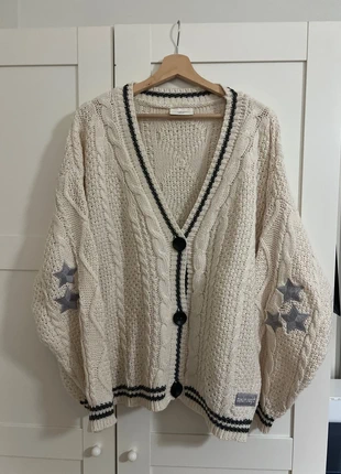 Cardigan folklore Taylor Swift Original, marque: Taylor Swift, état: Neuf sans étiquette, taille: Autre, 95,00 €, 100,45 € Protection acheteurs incluse