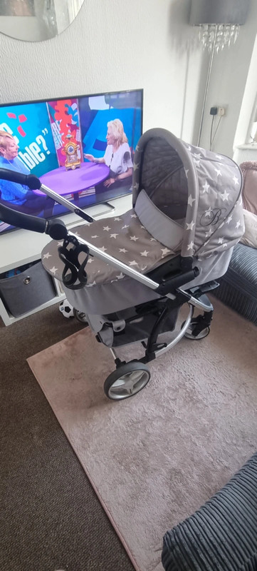 Aldi hot sale travel system