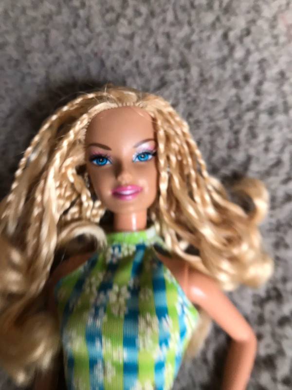 Barbie métisse tressées