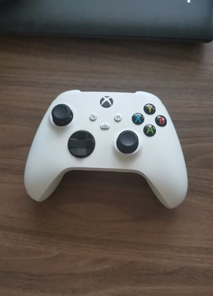 Obrázek k inzerátu: Xbox controler