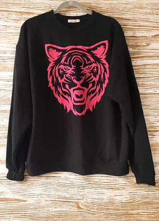 Sweat-shirt taille unique, brand: CM, condizioni: Ottime, taglia: Taglia unica, €5.00, €5.95 include la Protezione acquisti