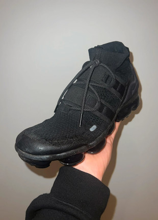 Nike air vapormax flyknit utility triple black hot sale