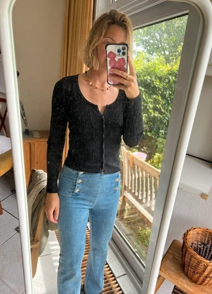 Longsleeve Brandy Melville, marke: Brandy Melville, zustand: Sehr gut, größe: XS / 34 / 6, 10,00 €, 11,20 € inklusive Vinted-Käuferschutz