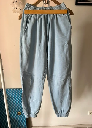 Jogging bleu, marke: Jennyfer, zustand: Zufriedenstellend, größe: M / 38 / 10, 5,00 €, 5,95 € inklusive Vinted-Käuferschutz