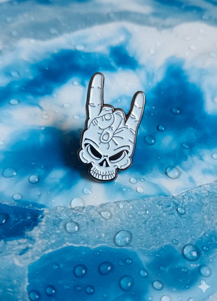 Pins Crâne Main Cornes Rock Devil Horns Heavy Metal Y2K Punk Alt, marque: Witch, état: Très bon état, 3,00 €, 3,85 € Protection acheteurs (Pro) incluse